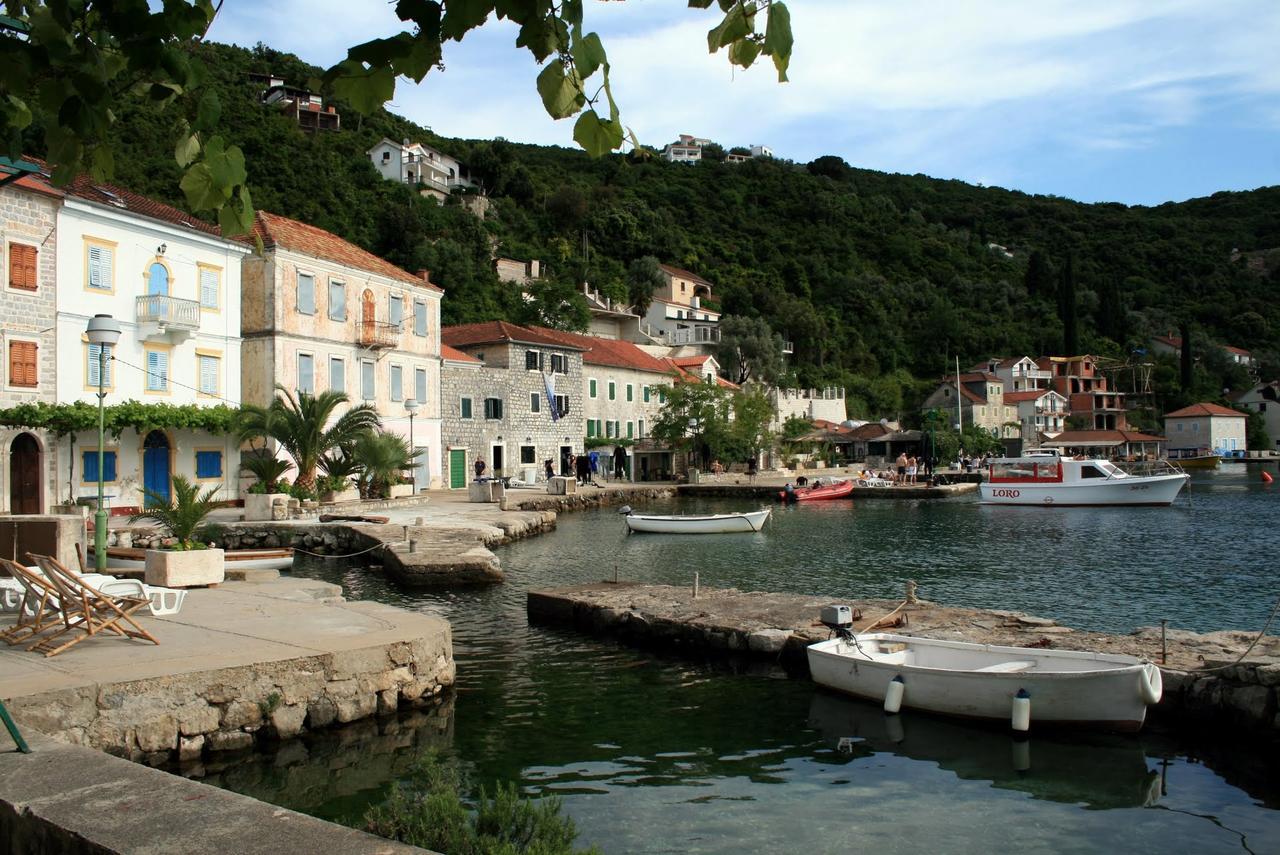 Rose - Apartmani Janovic Luštica Εξωτερικό φωτογραφία